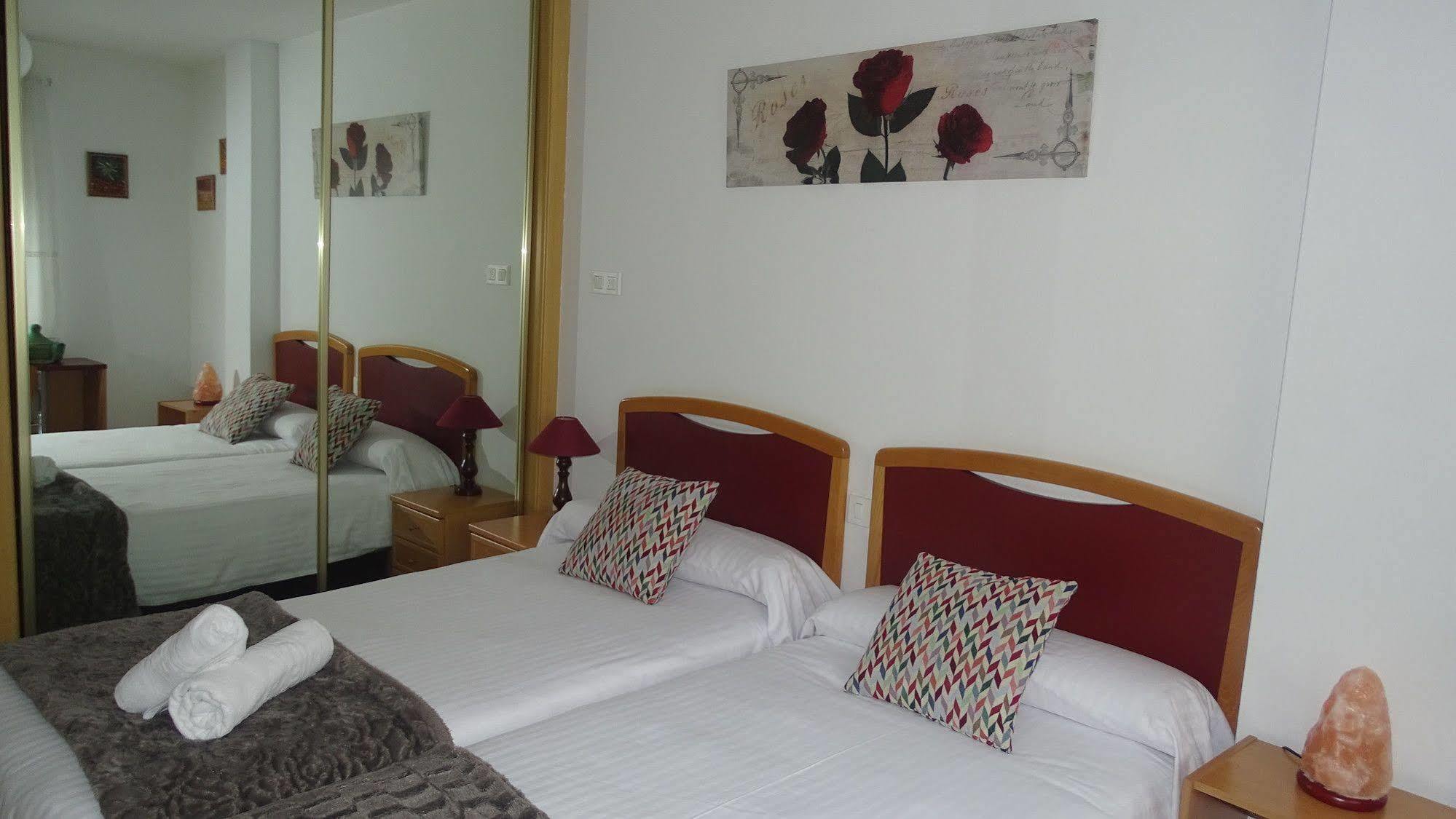 Hostal Lucus Lugo Exterior foto